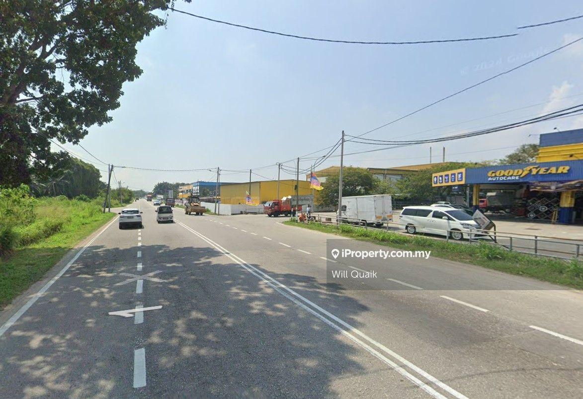 Light Industrial 1.5 Storey Semi-D Warehouse in Permatang Tinggi