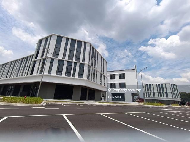 PJ new 3 storeys ground floor shop rent rm16,000 