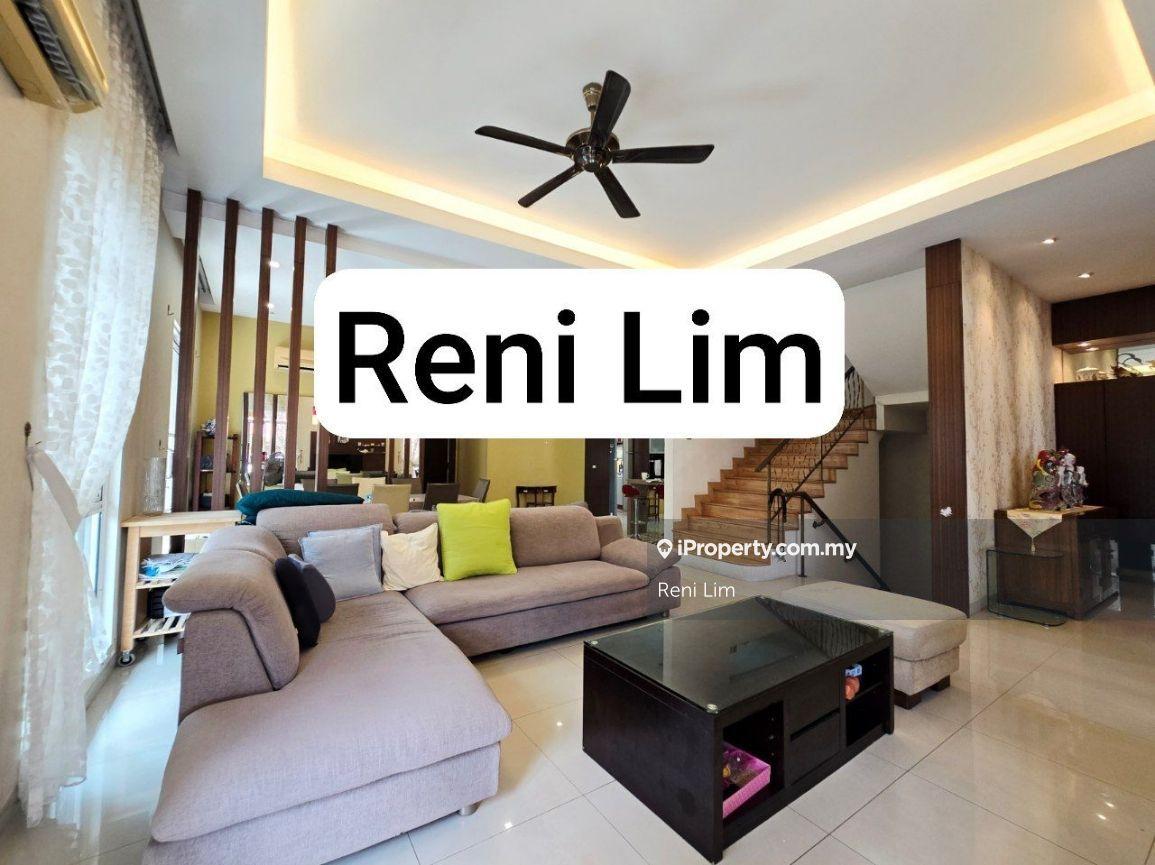 Freehold Semi-D, Spacious Build Up, Good Location