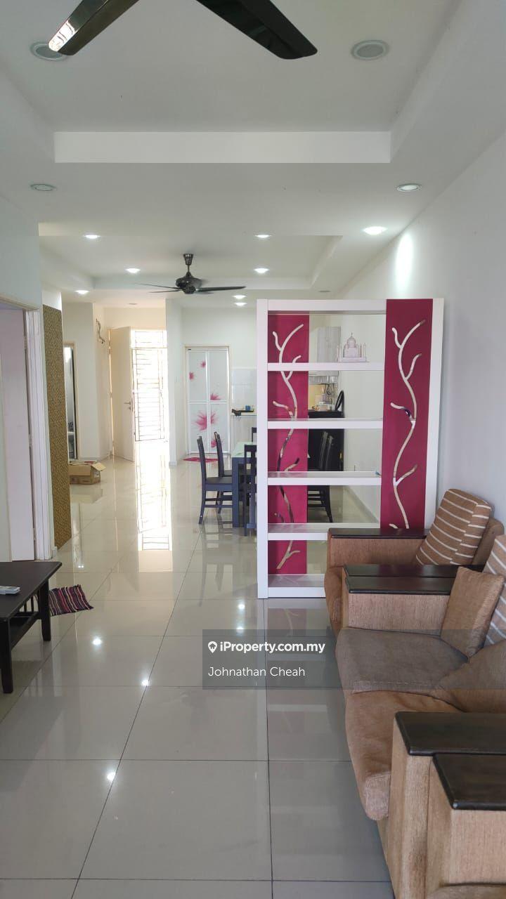 Fully Furnished Crystal Creek Condo For Rent
