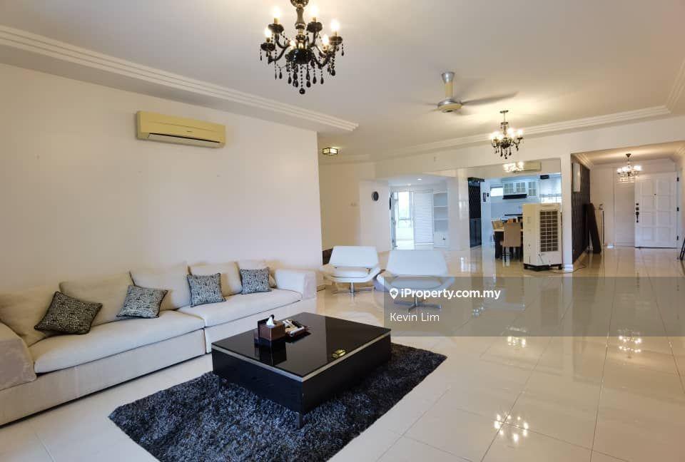 Putra Marine 2723sf Corner Unit 2 Car Park Fully Renovated