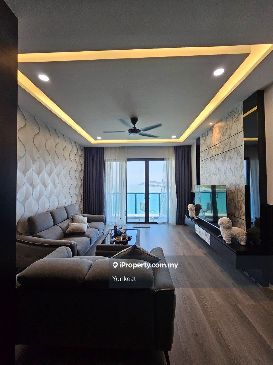 Queens Residence 1 Nice Seaview 950sqft Fully Renovated