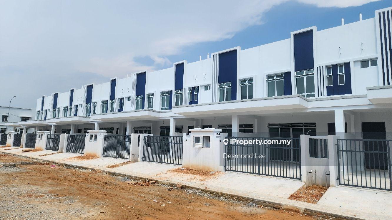 Dato Onn double storey terrace house for sale