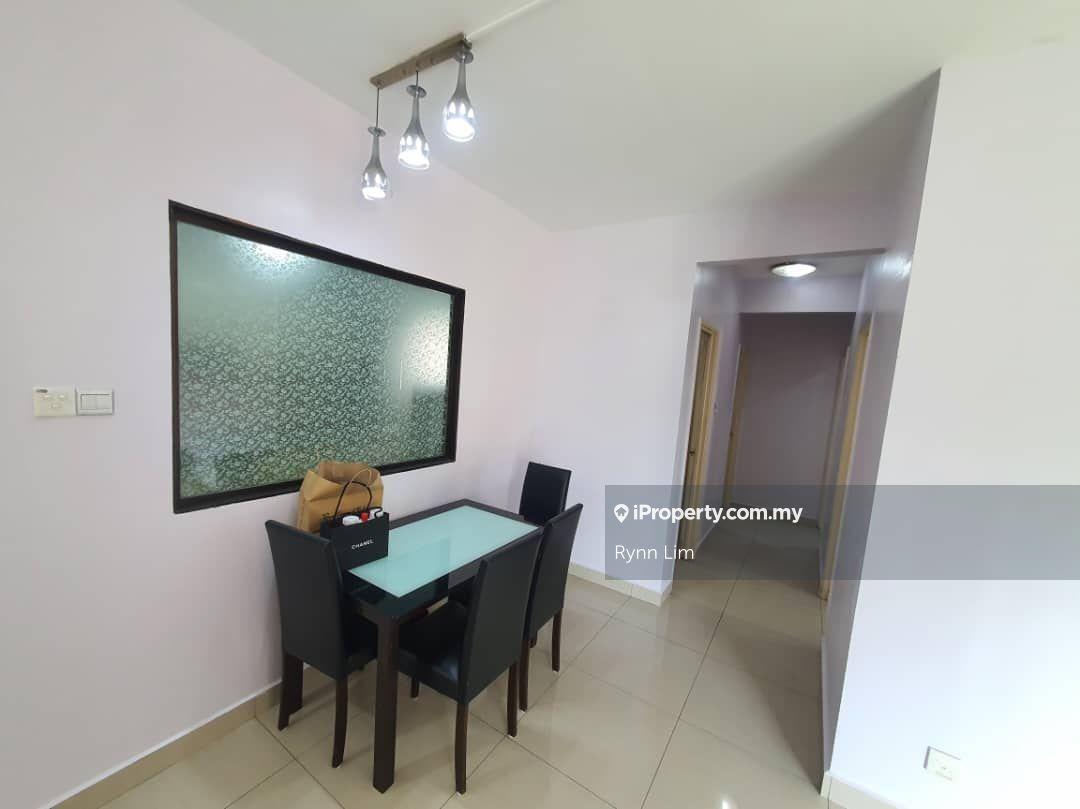 3 bed 2 bath For Rent