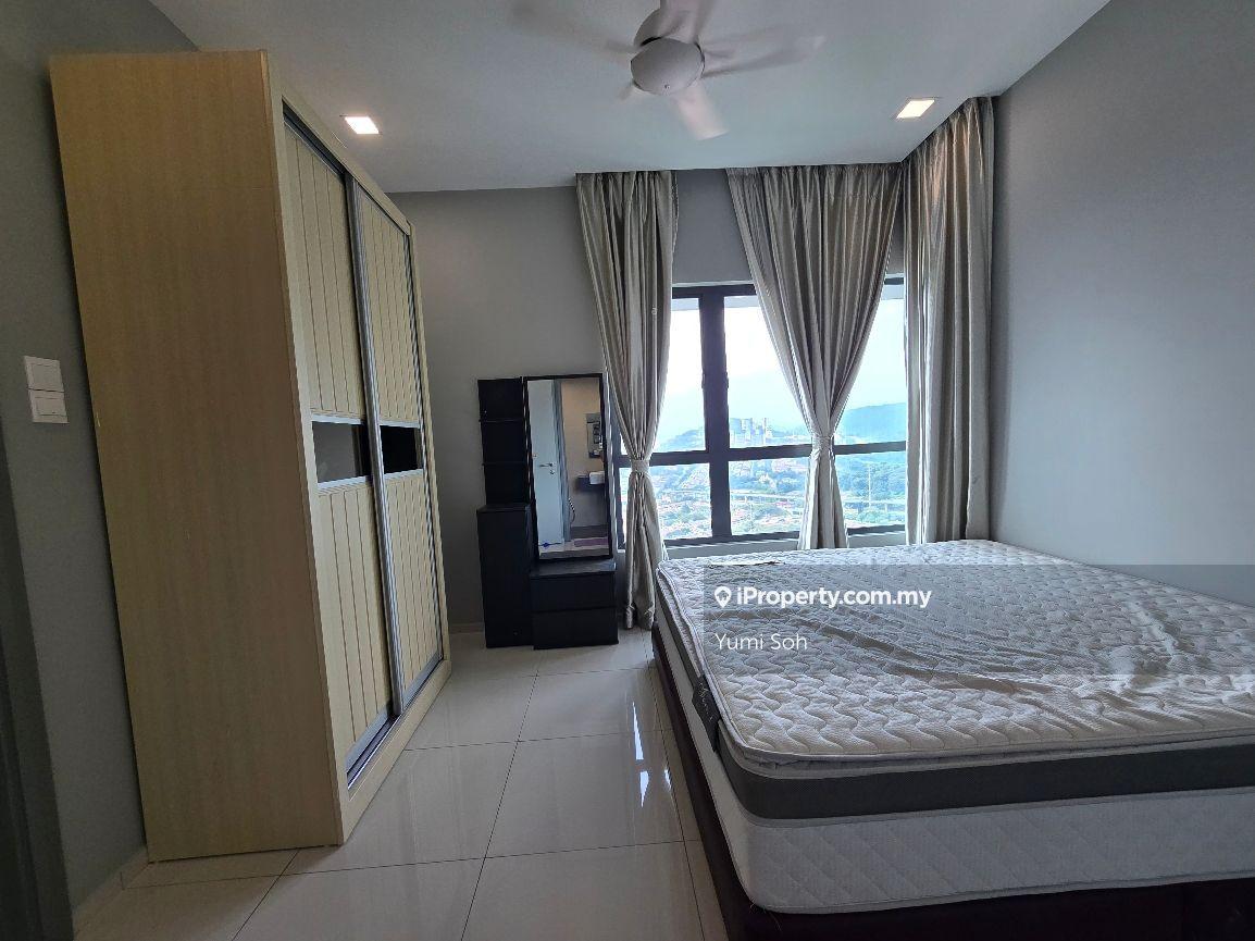 Altitude 236 Condominium, Alam Damai.