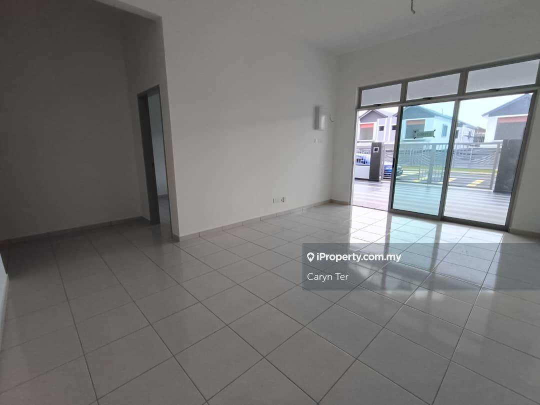 Freehold -Facing North East -Unblock view -Gated & Guarded
