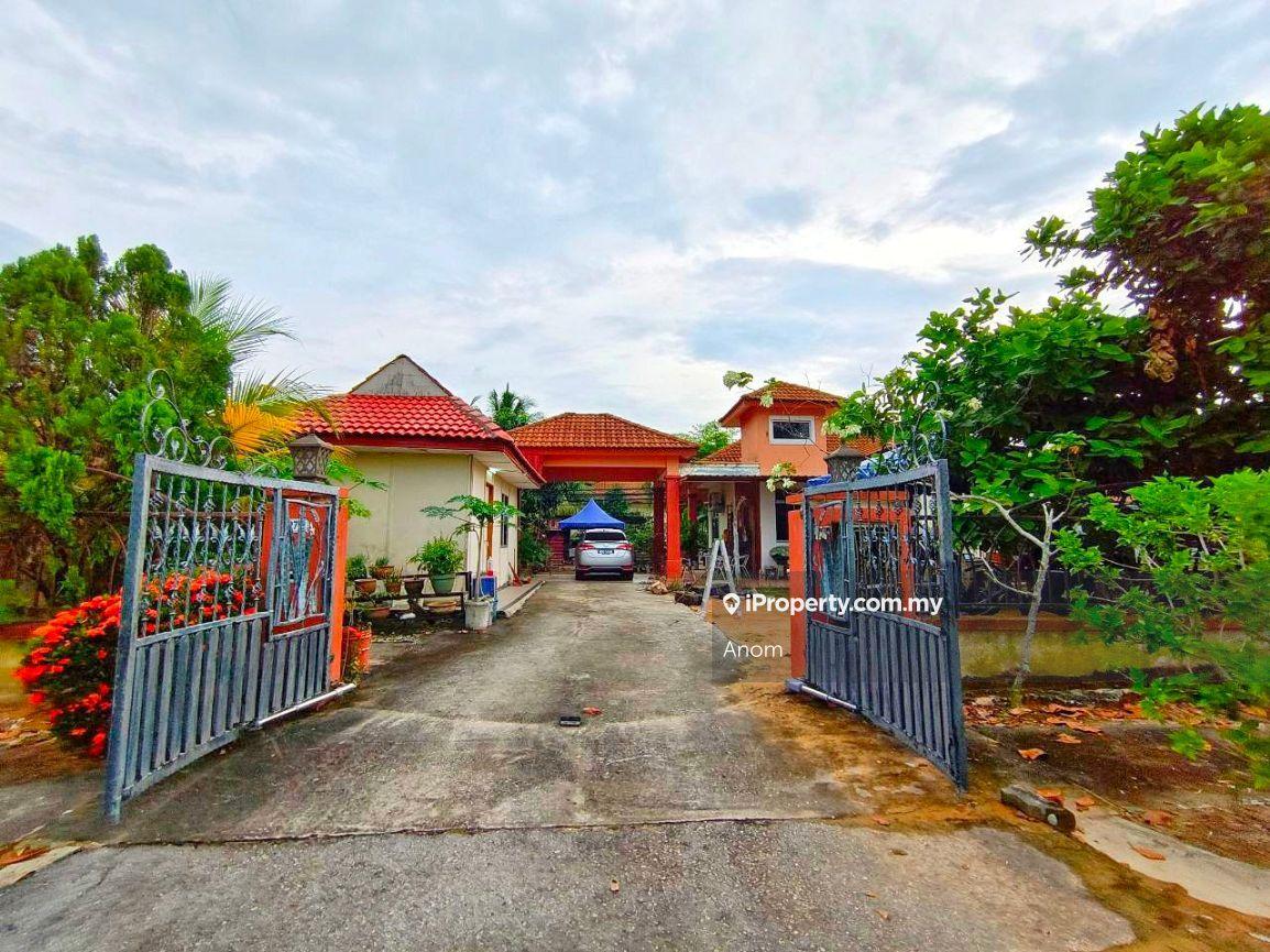 Open facing Rumah Banglo 1 Tingkat Idaman Villa Sri Sendayan
