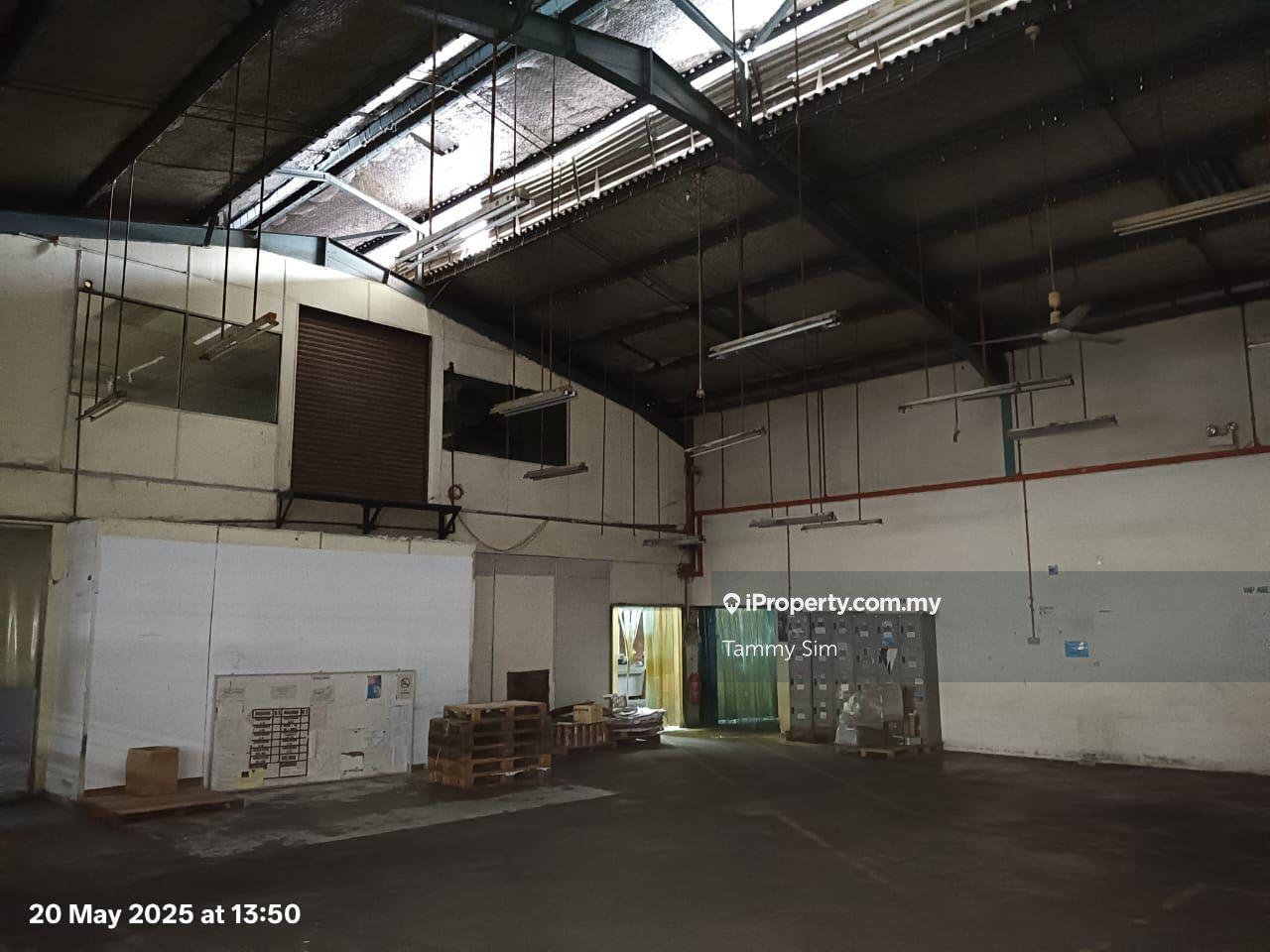 Corner Semi D Factory For Rent