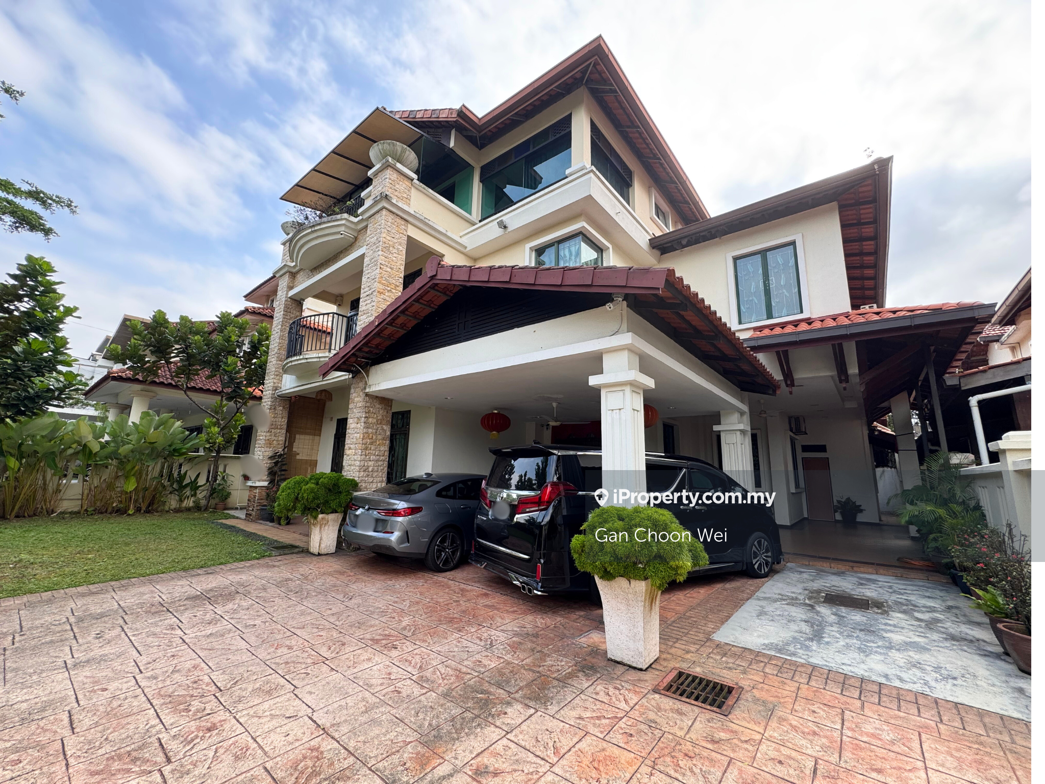 Super Cheap Big Built Up USJ 3d Bungalow For Sales!