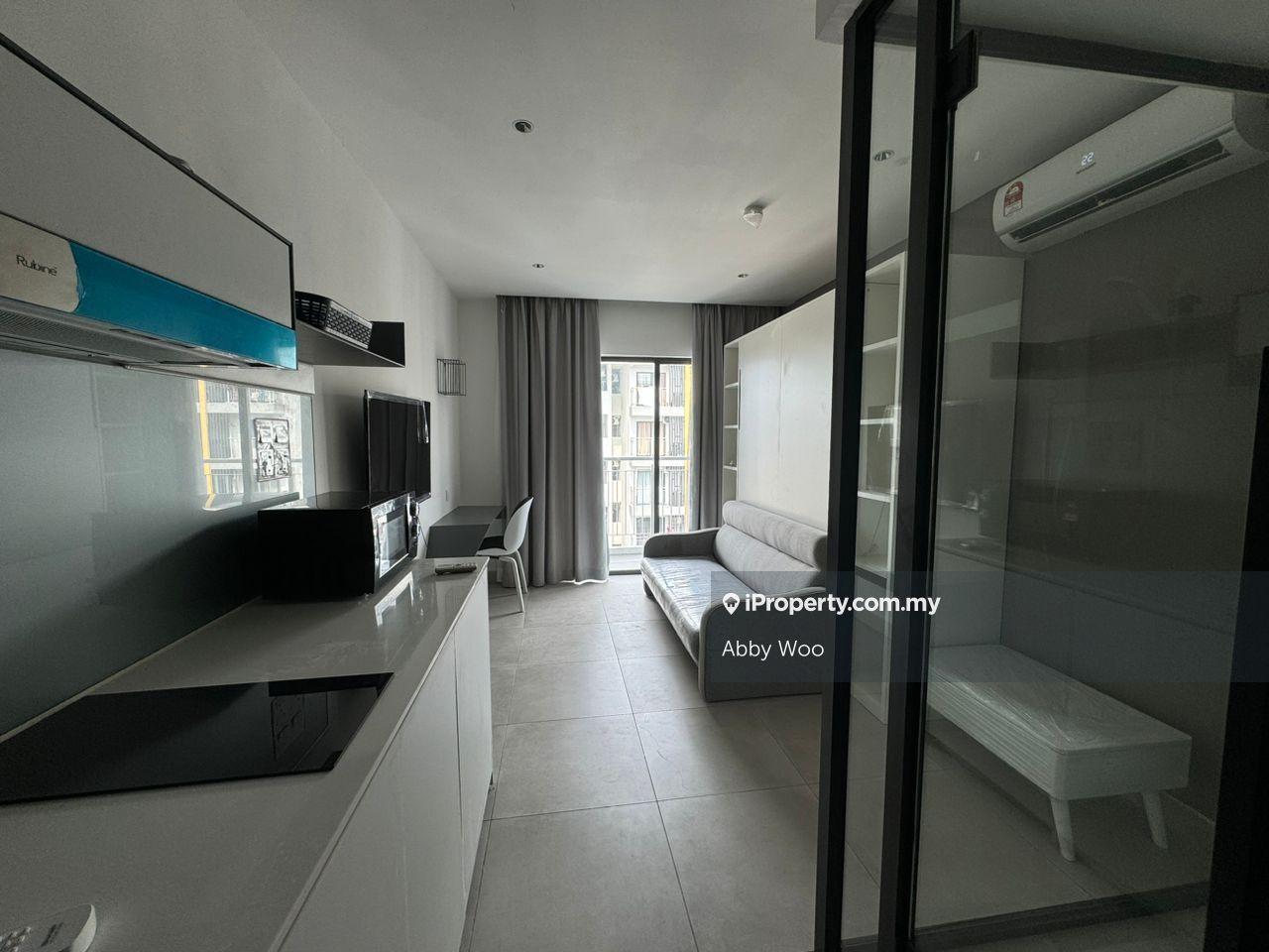 Dk impian Subang permai ( Furnished studio balcony wifi)