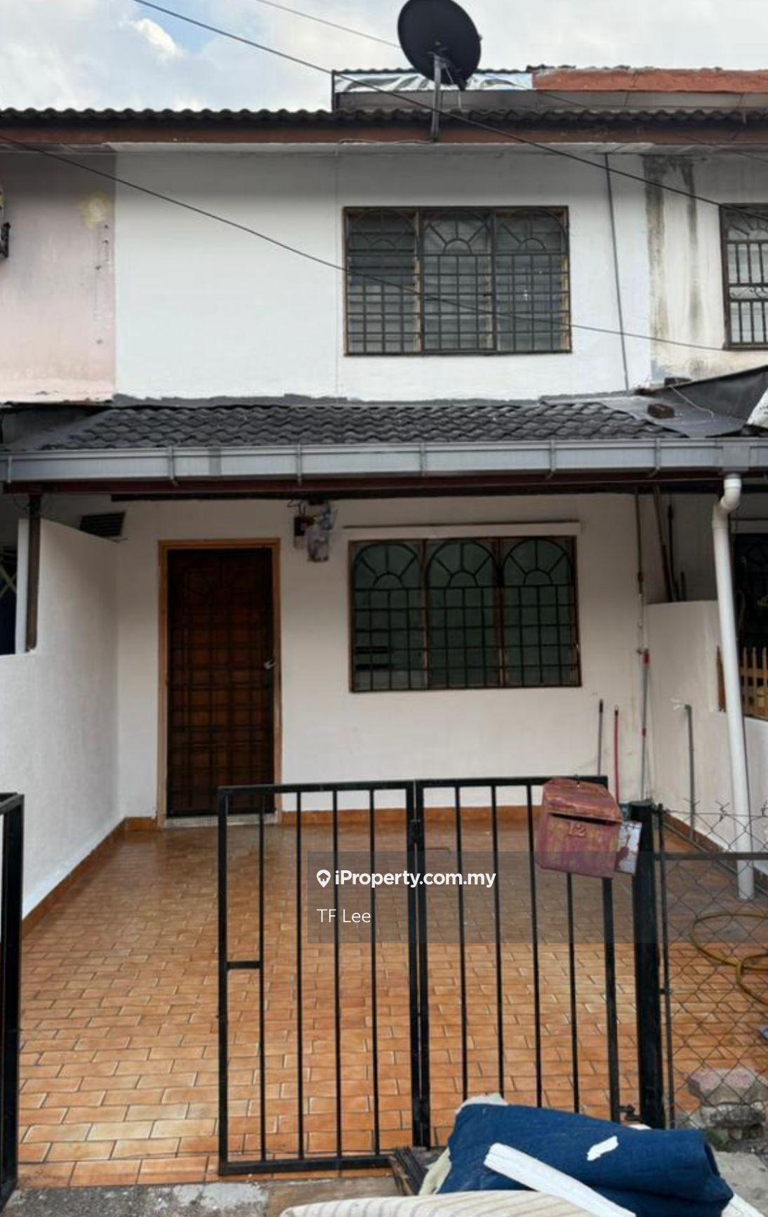 2 storey house 