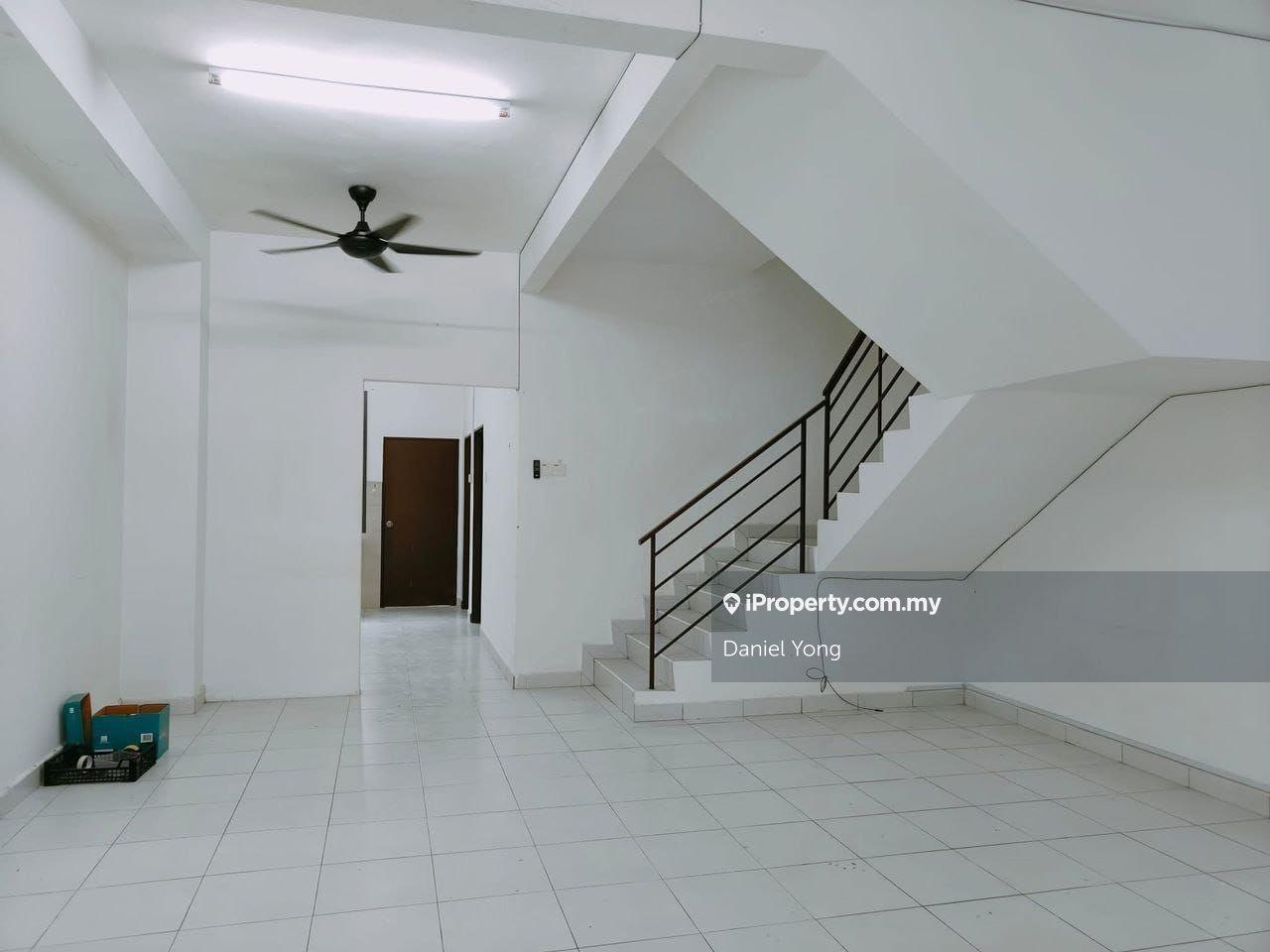 Taman Scientex Kulai 2 Double Storey House 4bed Johor Bahru