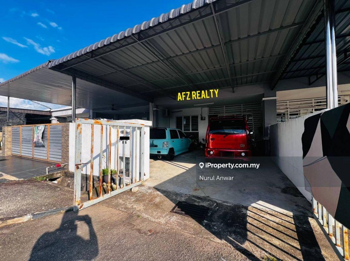 Guarded. Teres Setingkat Prima Residensi Utama Bandar Puteri Jaya