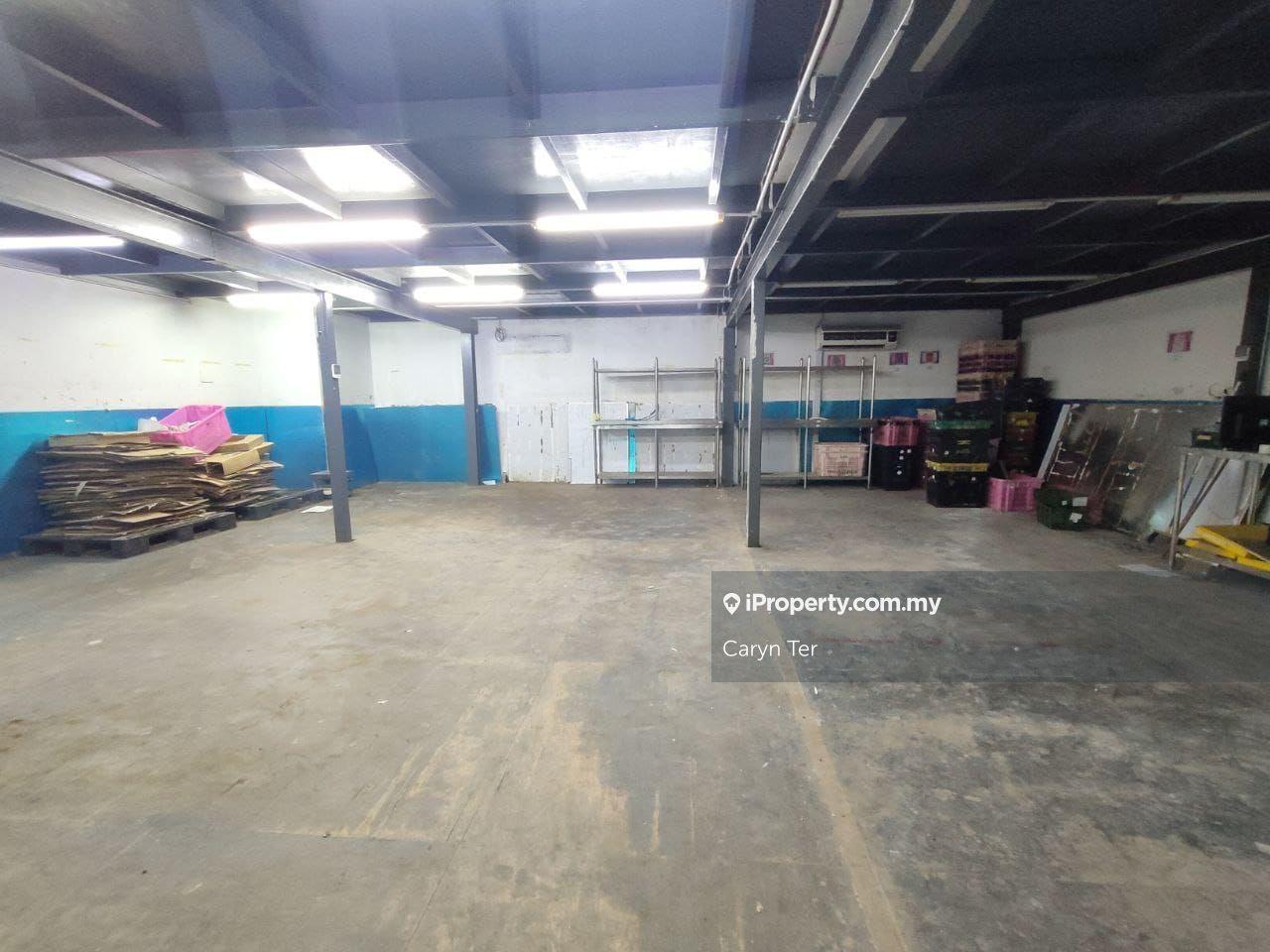 Fully Extended & Fully Covered - 3 Cool Rooms -Renovation & Extension