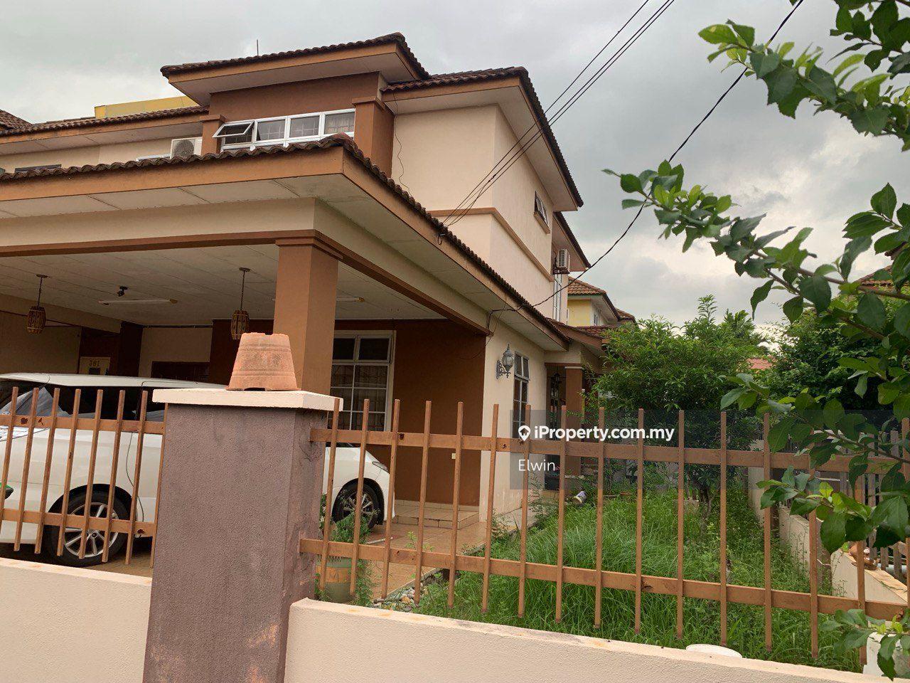 Double Storey Semi D Of Taman Anggerik