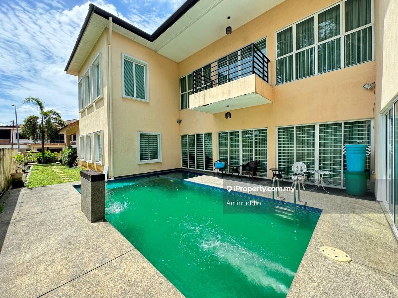 Bungalow with Pool Double Storey at USJ 3, Subang Jaya, Selangor