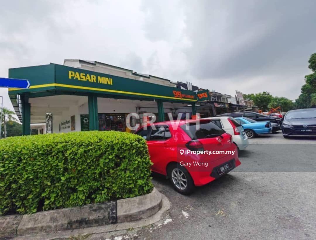 Facing Field Bukit Raja 1.5 Storey Corner Shop Lot 40x65 Value Rent