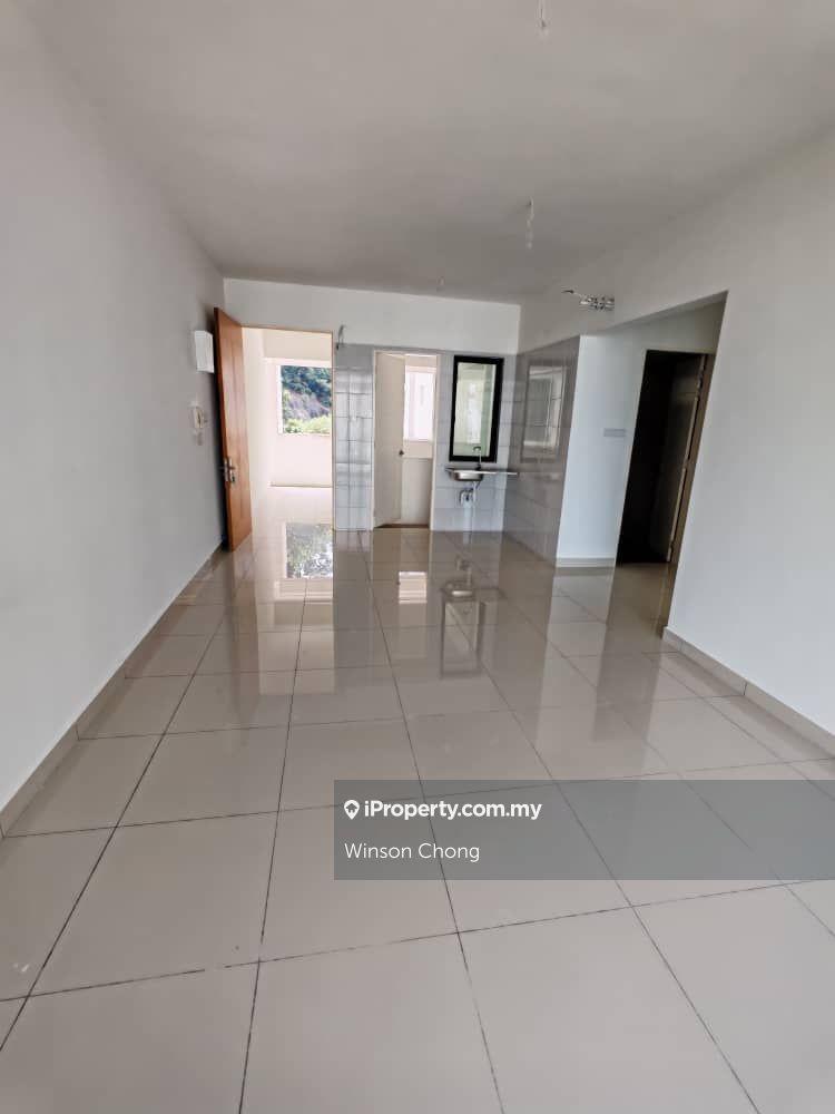Low floor unfurnished