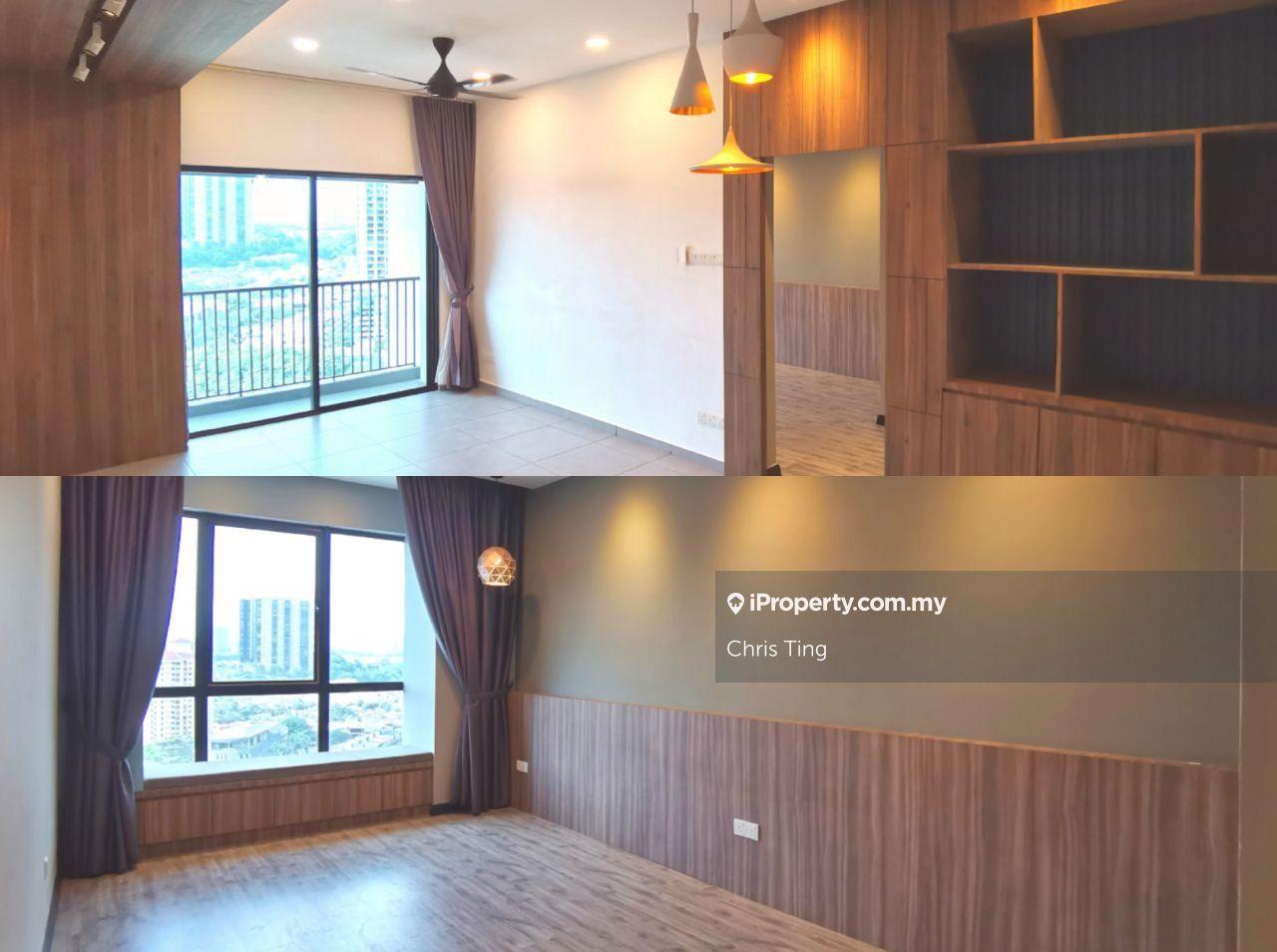 Freehold Fully Renovated Premium ID, move-in ready Strategic Location!