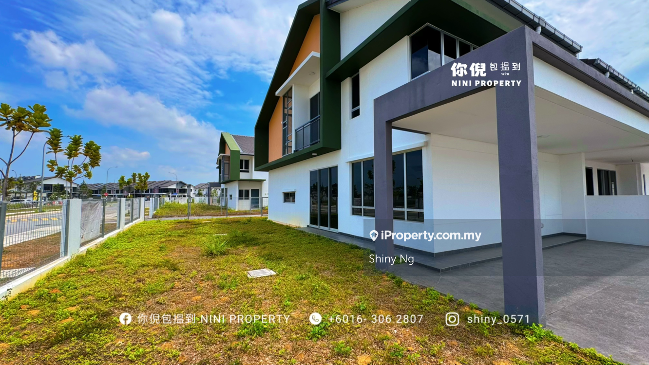 Spacious Corner House Non Flooded Area For Sales !!