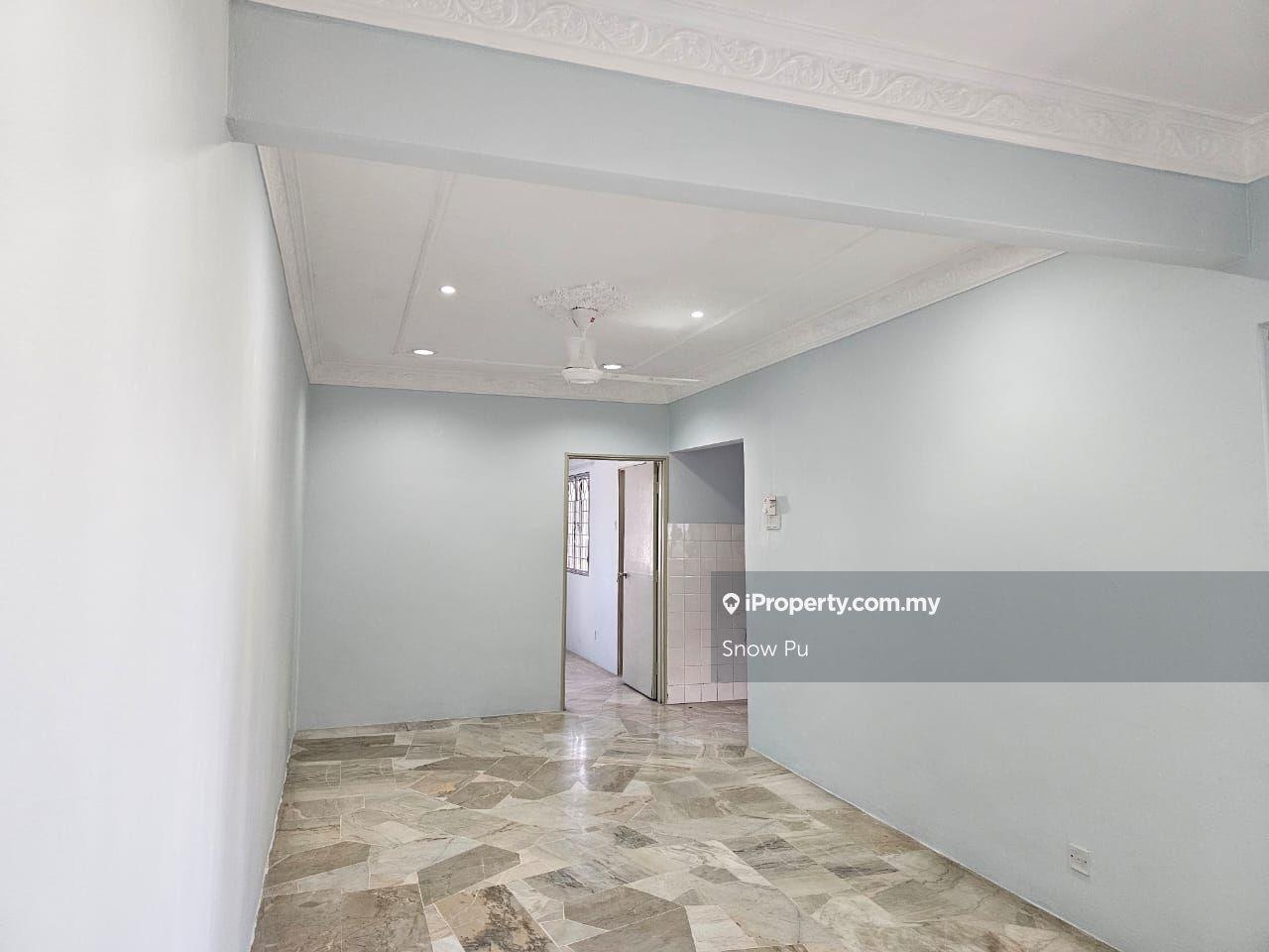 Indah Apartment (Taman Setapak Indah) Partly Furnished Unit For Sale