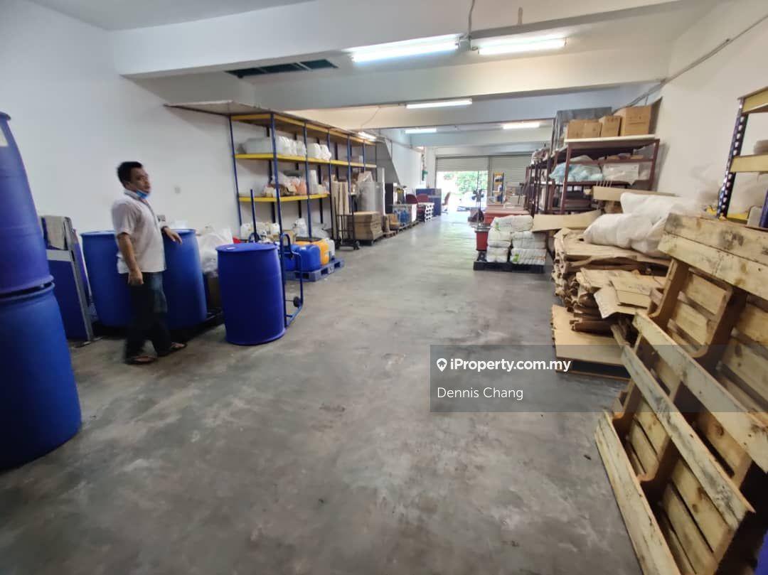 2 Storey Link Factory For Sale at Jalan Industri Usj 1 Subang Mewah