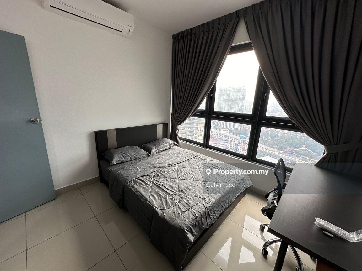 Medium Room