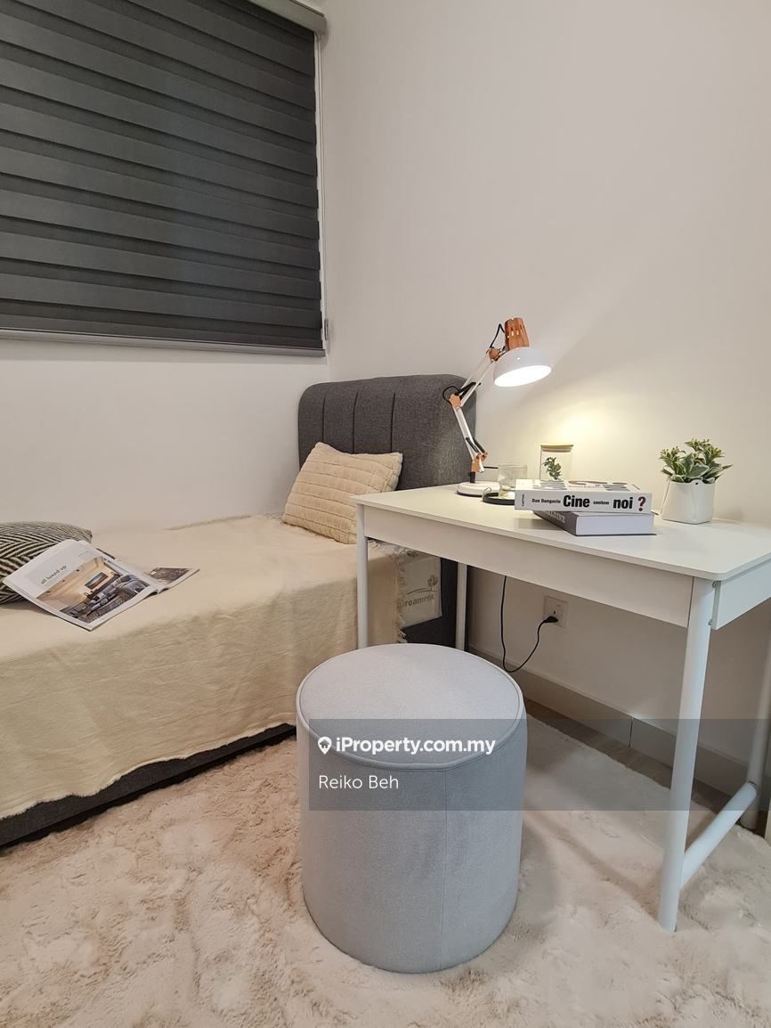Greenfield small room for rent 