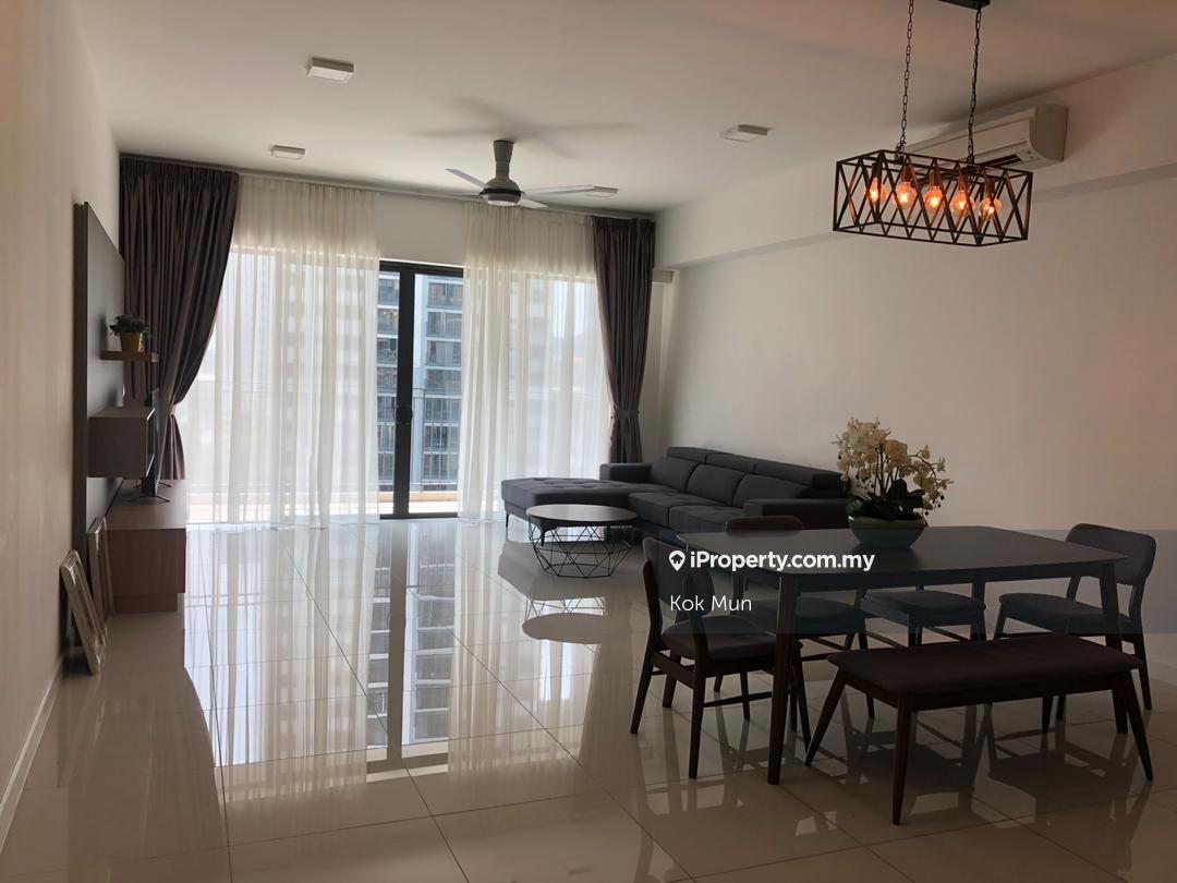 Beautifully Furnished Unit