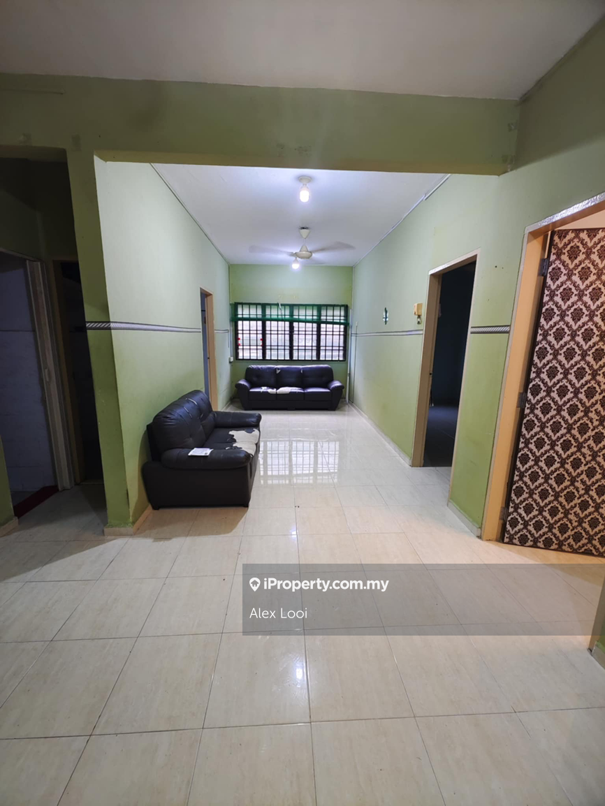 Flora Height Flat Low Floor For Sale Beside Seri Alam Scientex Masai
