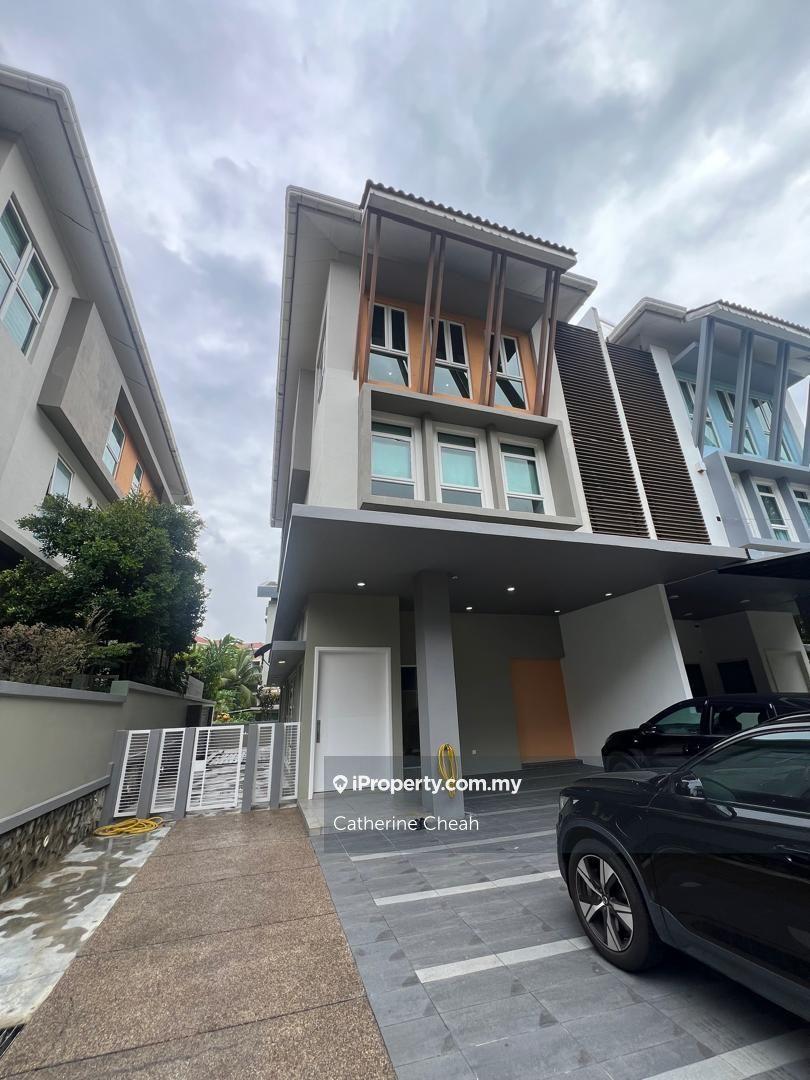 3 Storey Show House Semi-D Rafflesia, Damansara Perdana for Rent