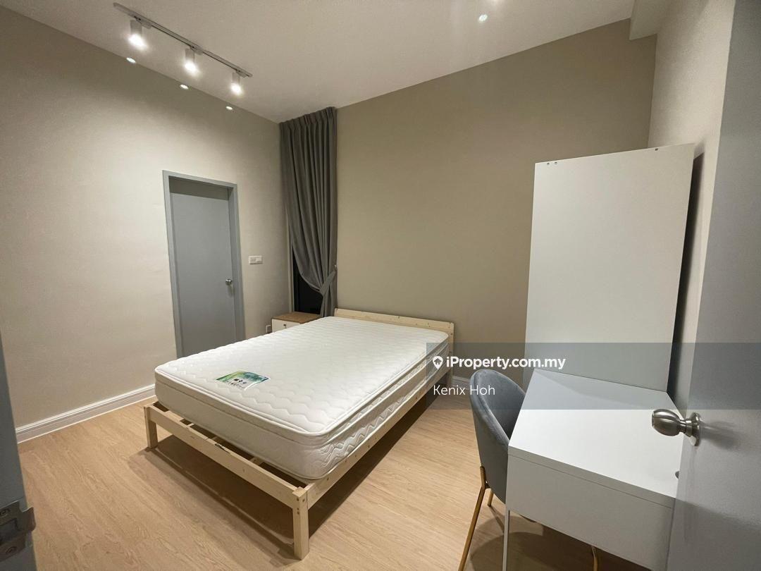 Old Klang Road, Duo key Room for rent, Free Wifi, fully furnished.