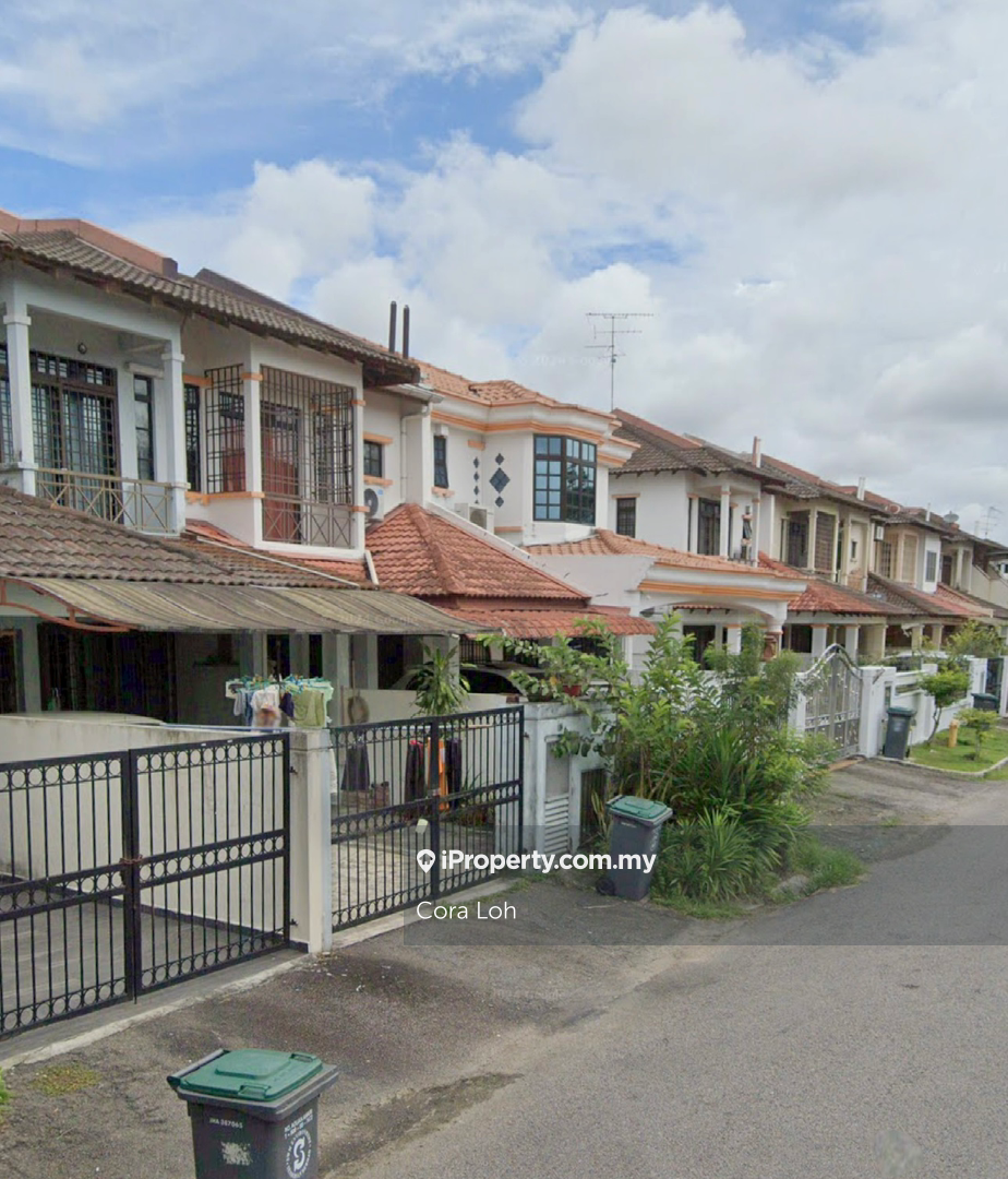 Taman Bukit Indah Newly Painted & Renovated Double Storey Terrace Hous