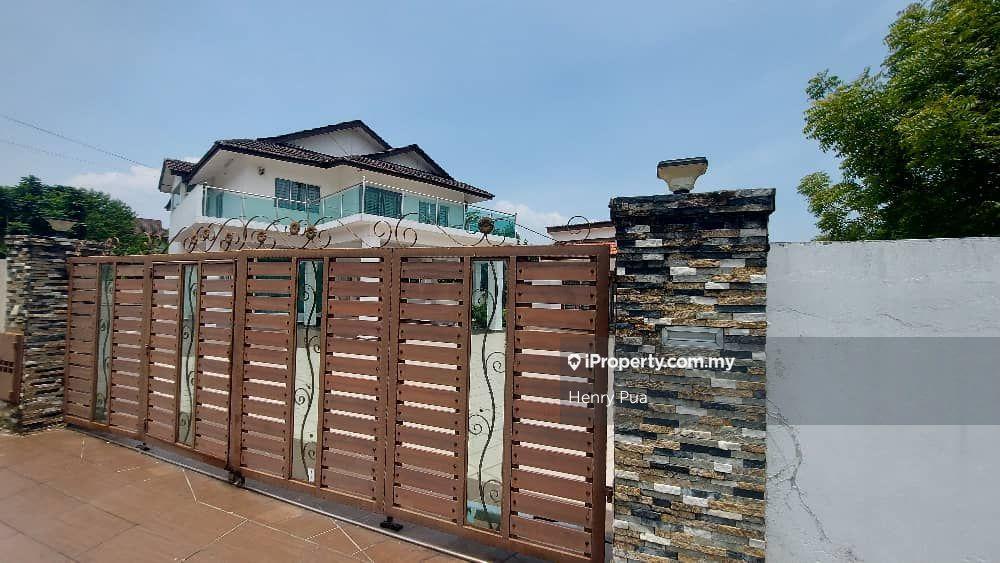 Double Storey Bungalow House at Bukit Kempas Johor 