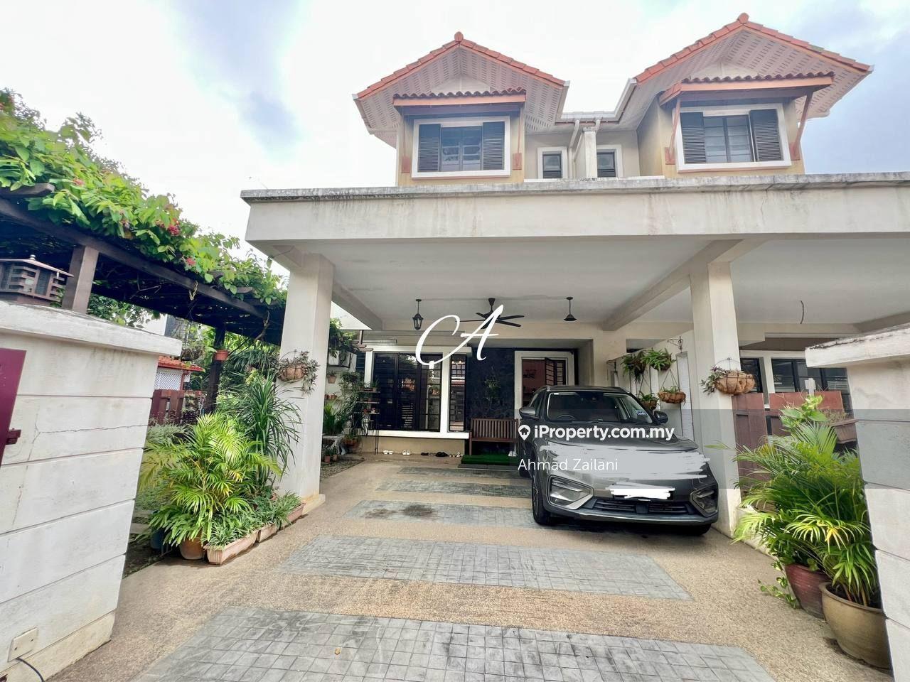 Luxury fully renovated 2.5 storey superlink Alam Impian Shah Alam