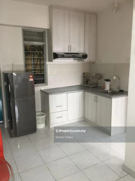 Fully Furnish Studio Unit Main Place Residence for rent