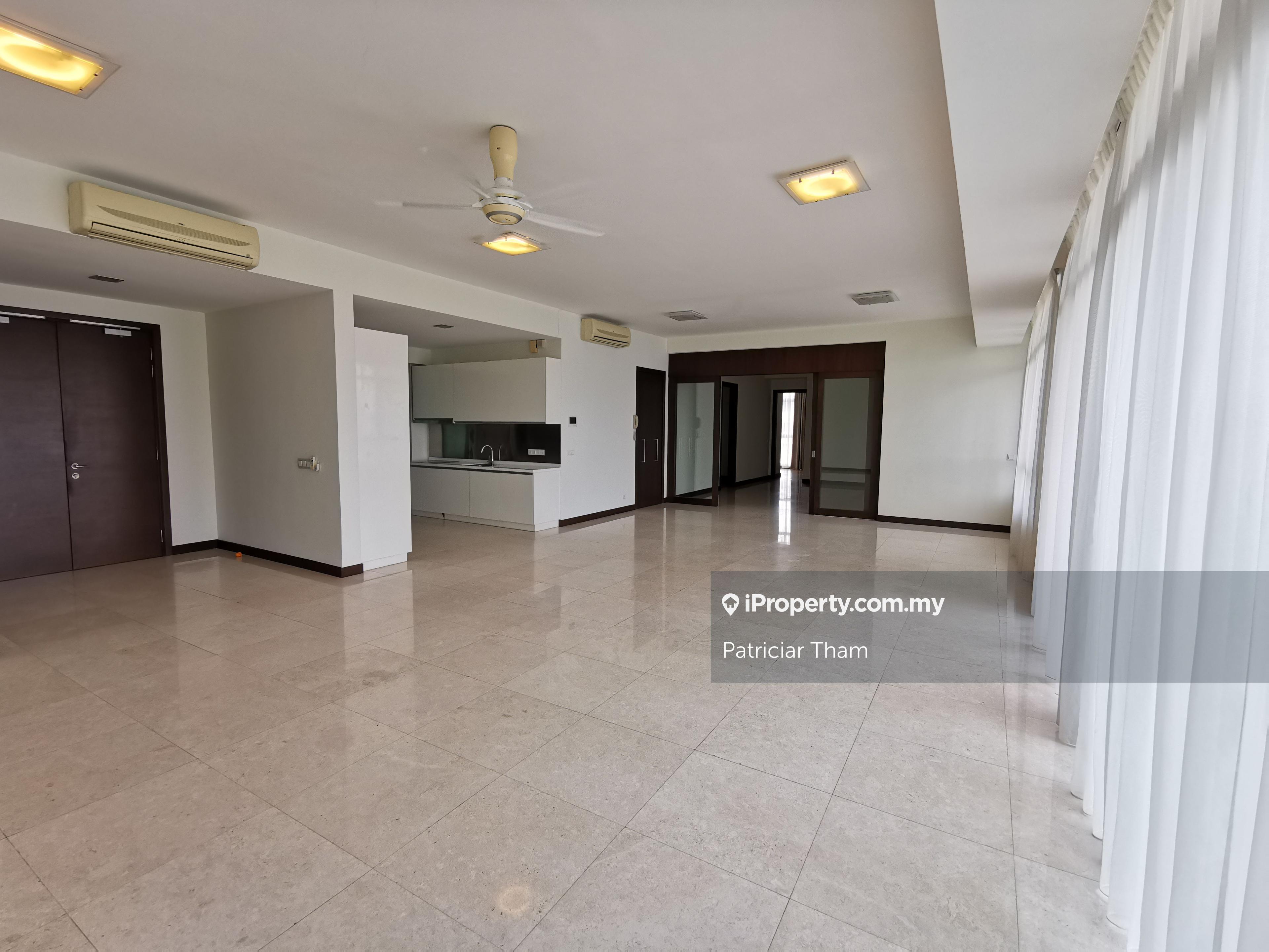 High Floor. Must See !