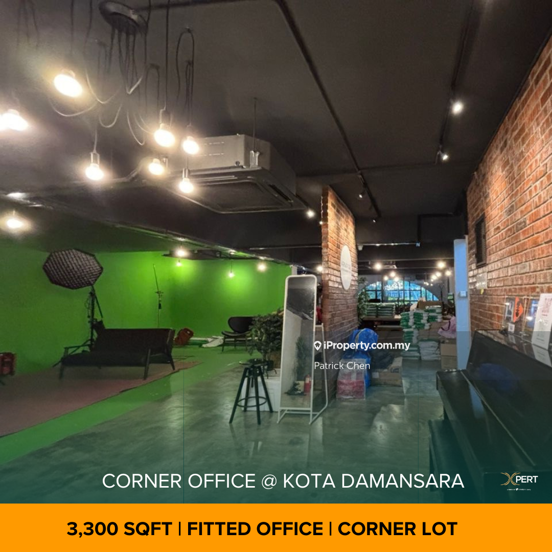 Corner Fitted Shop Office, Section 8, Kota Damansara, Petaling Jaya