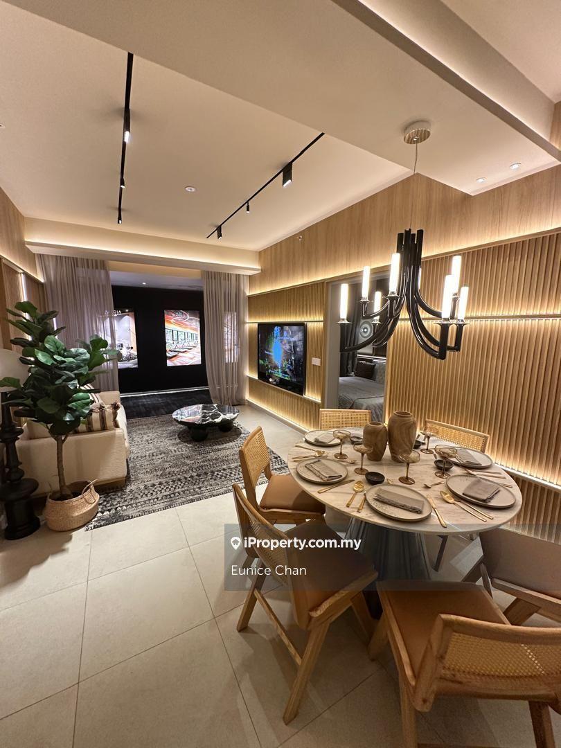Aricia Residences near to MRT & LRT, Freehold, near to Sunway Velocity