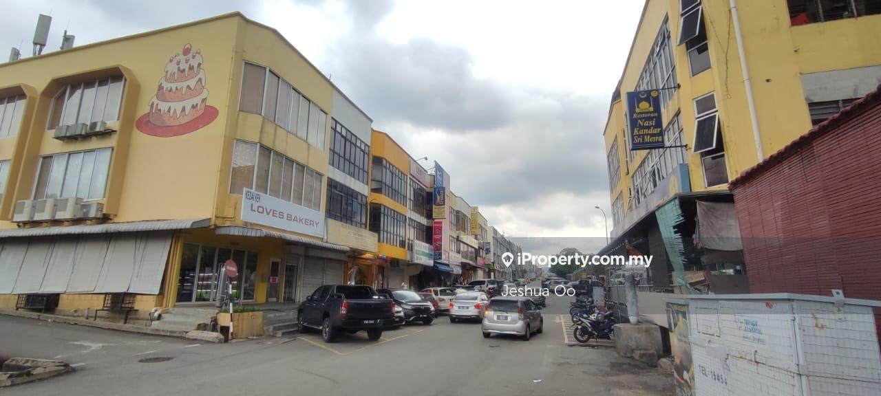 Corner Lot Shop - Road Frontage - High Traffic - High ROI