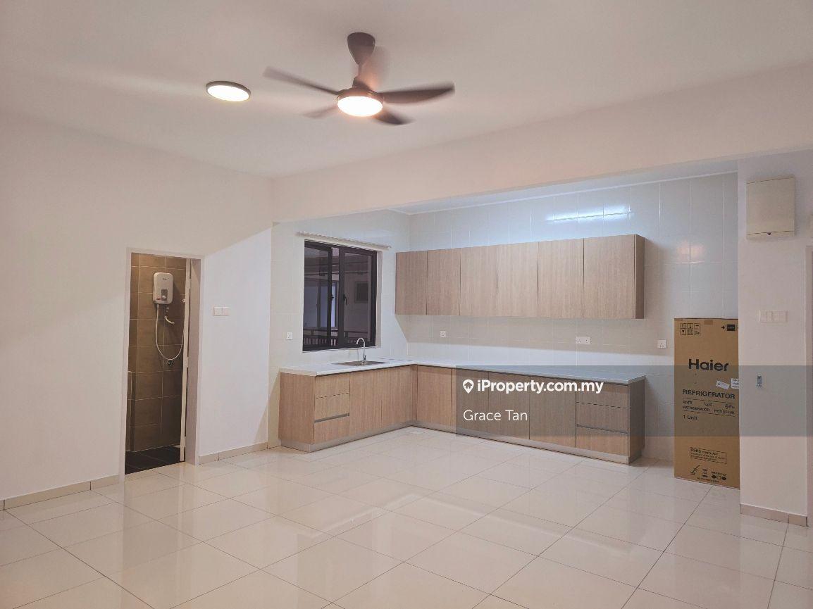 Unblock View Spacious 3r3b Free Fridge &Washer
