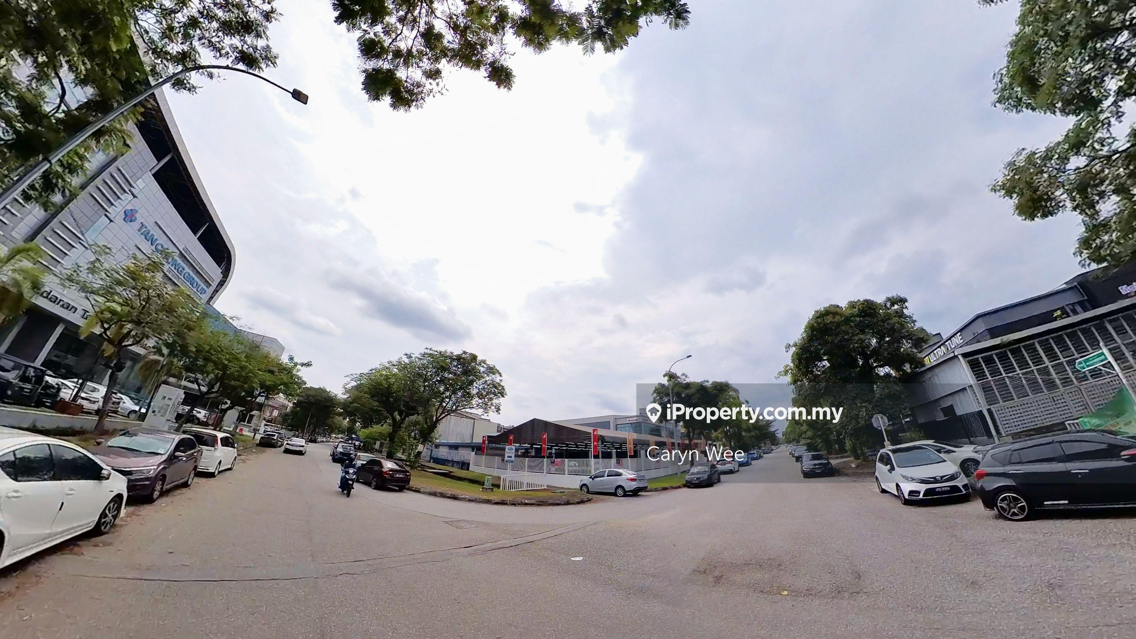 Semi-d with 3-sty office for sale at Temasya Industrial Park