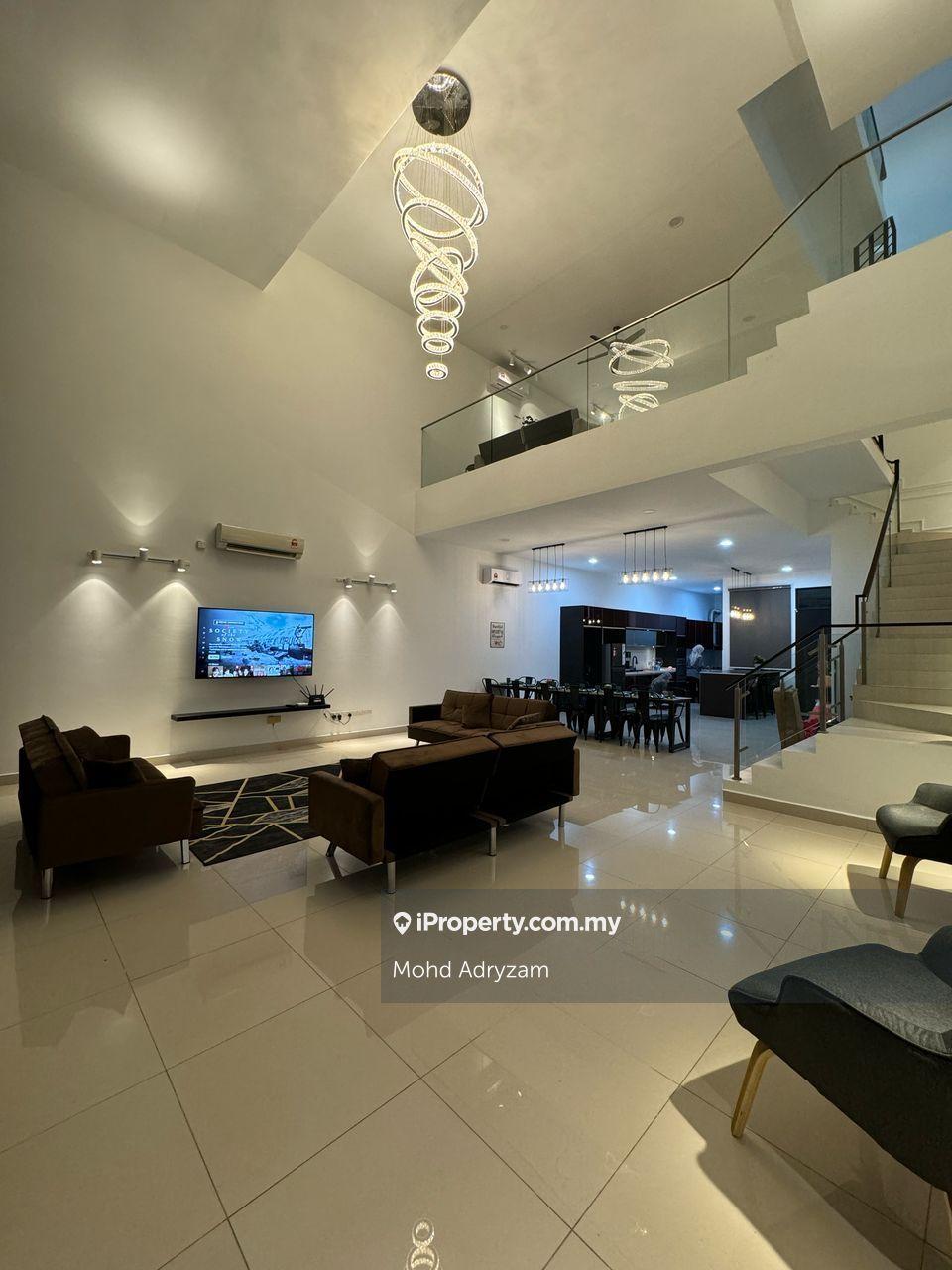 2.5 Storey Superlink with Private Pool in Putra Perdana Puchong