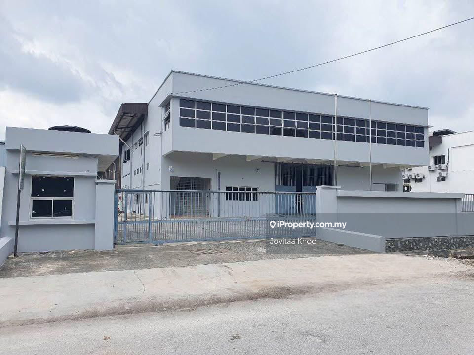 Telok Panglima Garang Factory Warehouse 125x477 for rent