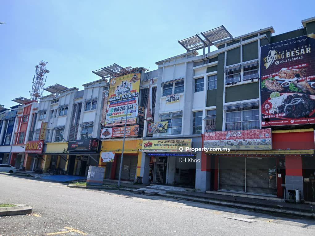 3-Storeys Shop Lot for Sale @ Kemuning Utama. Shah Alam, Selangor