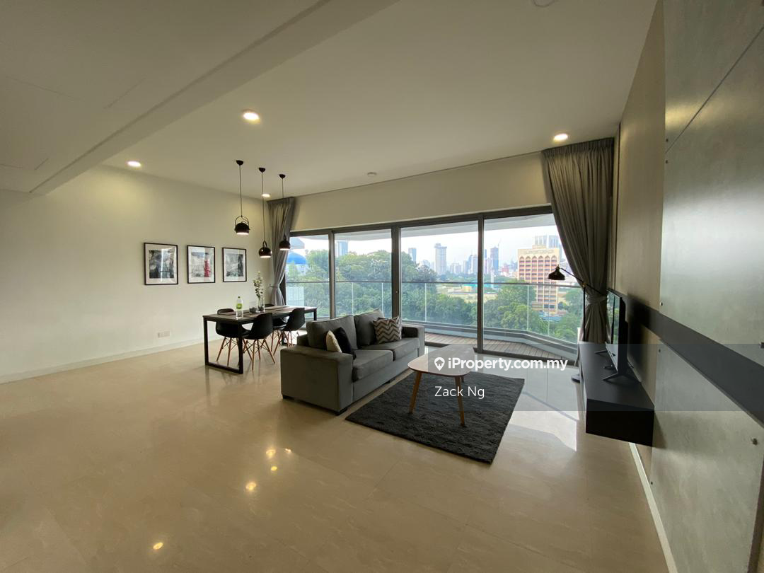 Competitively priced middle level Sentral residences unit