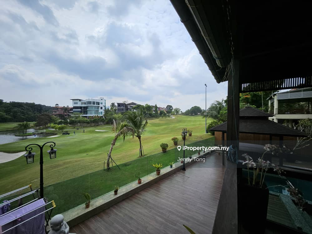 Stunning panoramic golf course view bungalow 