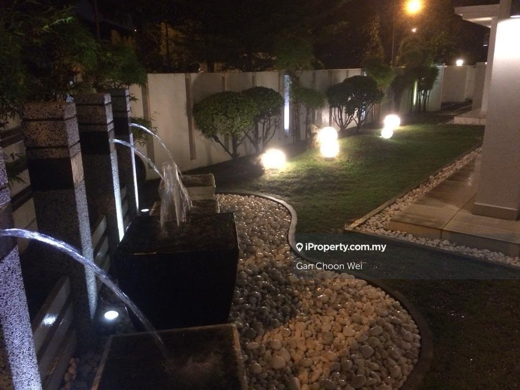 Super Rare Fully Renovated Gated Guarded USJ 22 For Sales!!