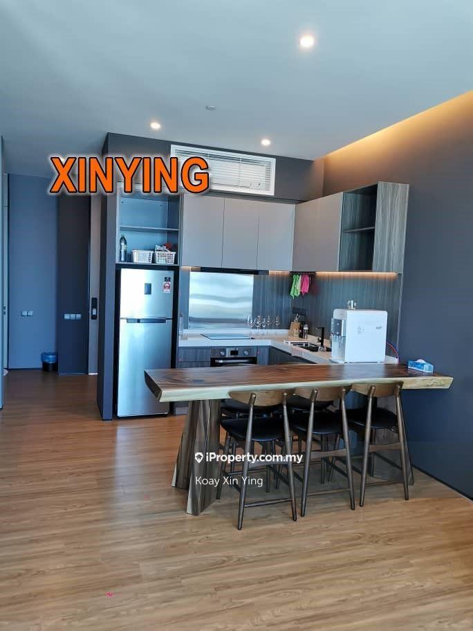 Fully Furnished & Renovated , Move in Condition, Middle Floor