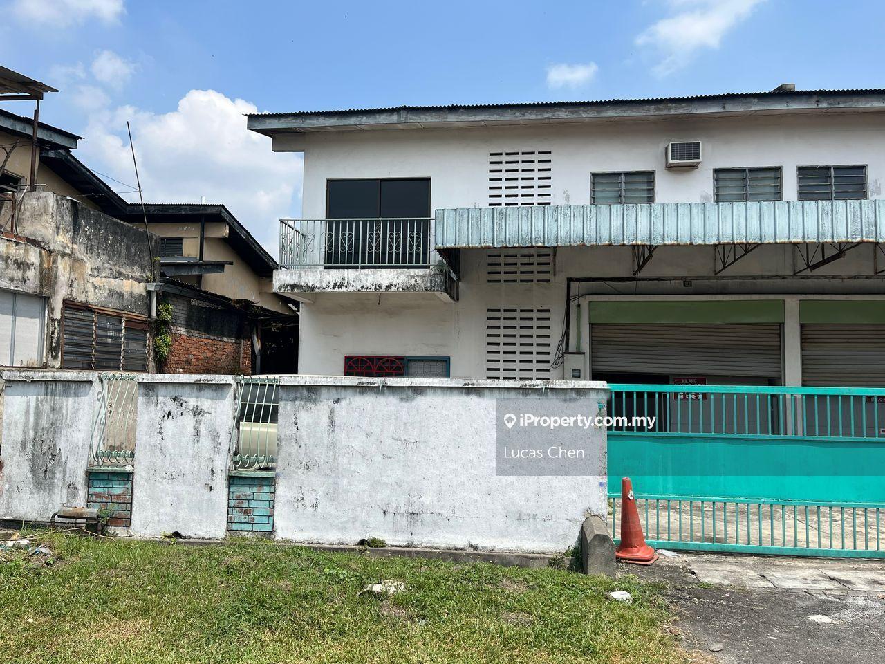 1.5 Storey Semi-Detached Factory For Sale
